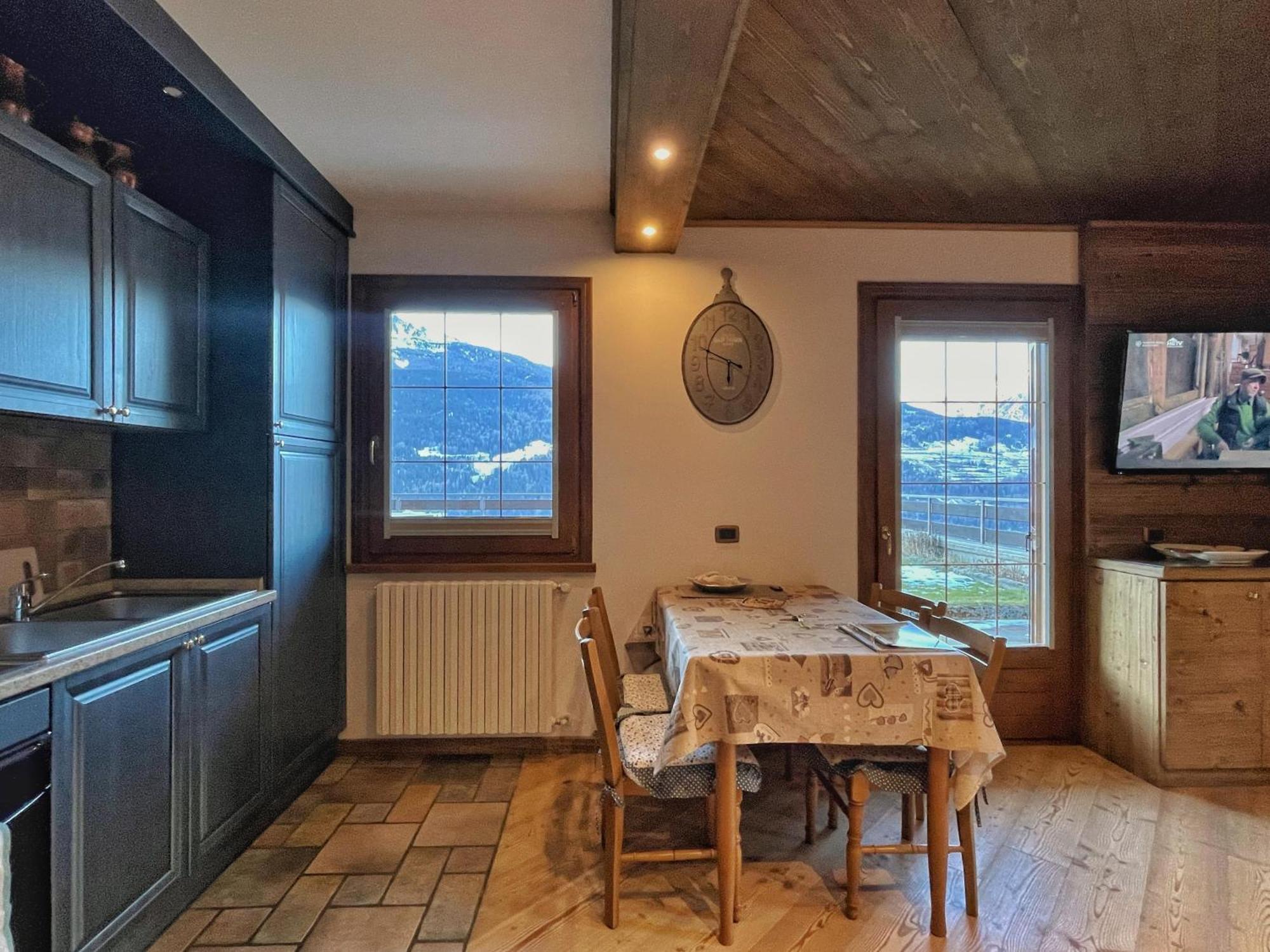 Best House Snc Di Elisa Baroni E Beatrice Dei Cas Bormio Værelse billede