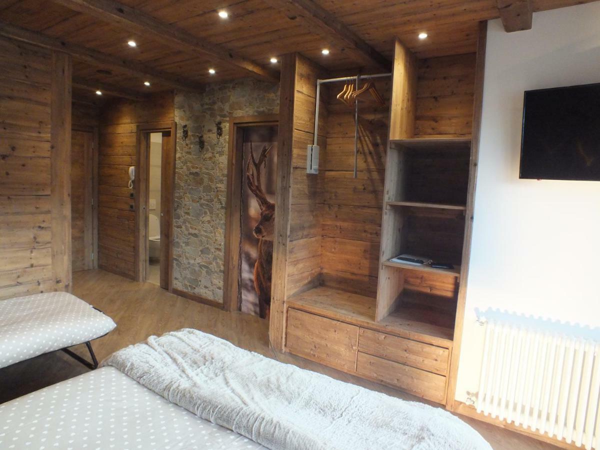 Best House Snc Di Elisa Baroni E Beatrice Dei Cas Bormio Eksteriør billede
